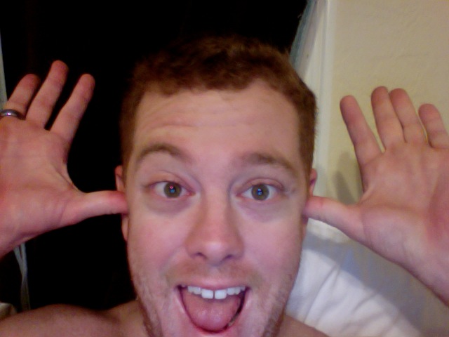 mark dickinson in bed blogging